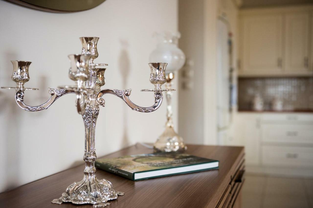 Adelinas' Apartment Аргостолион Екстериор снимка